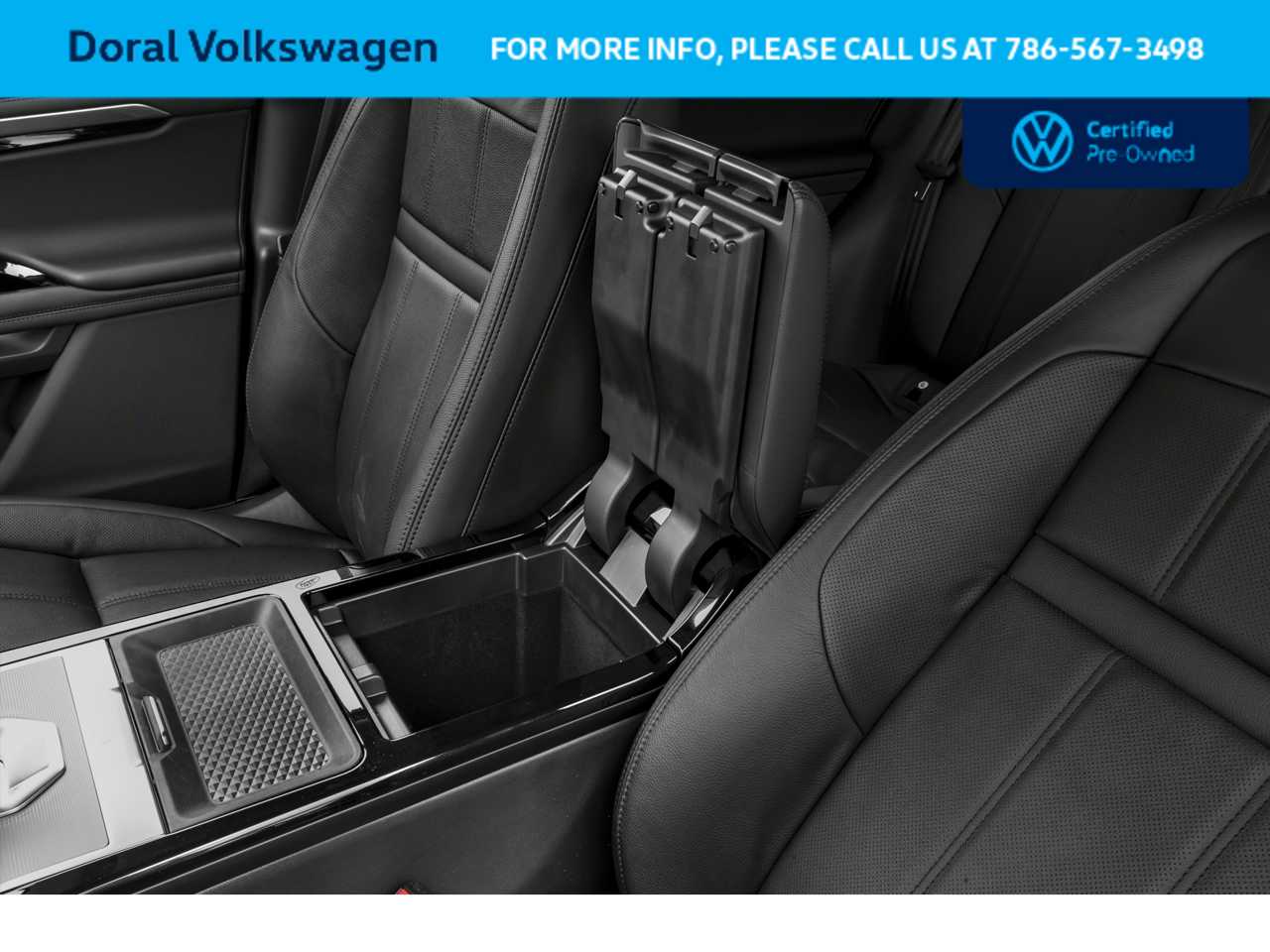 Thumbnail: 2020 Land Rover Range Rover Evoque - 14