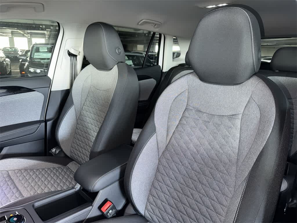 Thumbnail: 2026 Volkswagen Tiguan - 14