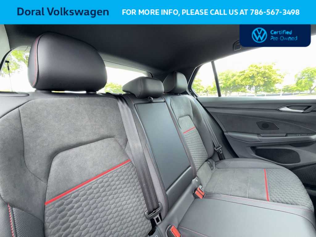 Thumbnail: 2025 Volkswagen Golf - 26