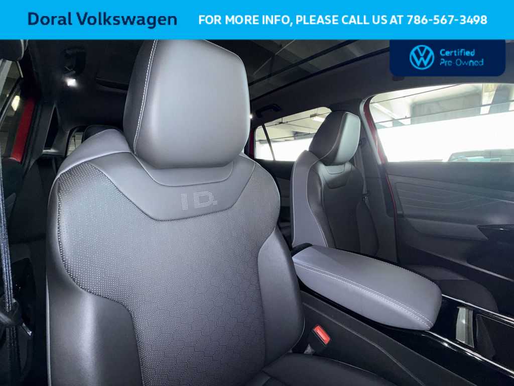 Thumbnail: 2023 Volkswagen ID.4 - 27