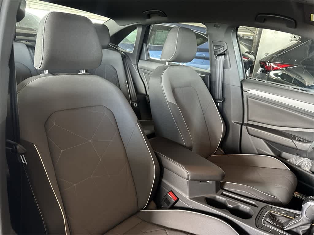 Thumbnail: 2026 Volkswagen Jetta - 27