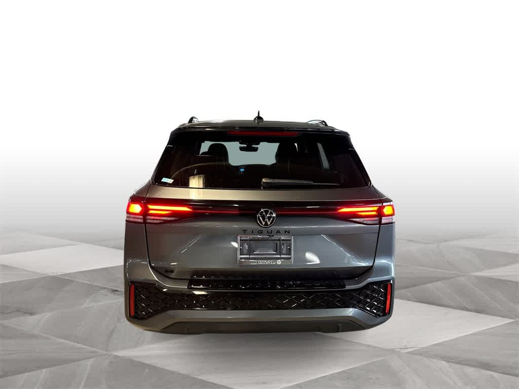 Thumbnail: 2025 Volkswagen Tiguan - 7