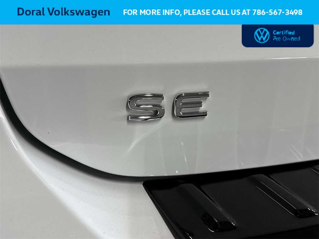 Thumbnail: 2025 Volkswagen Taos - 11