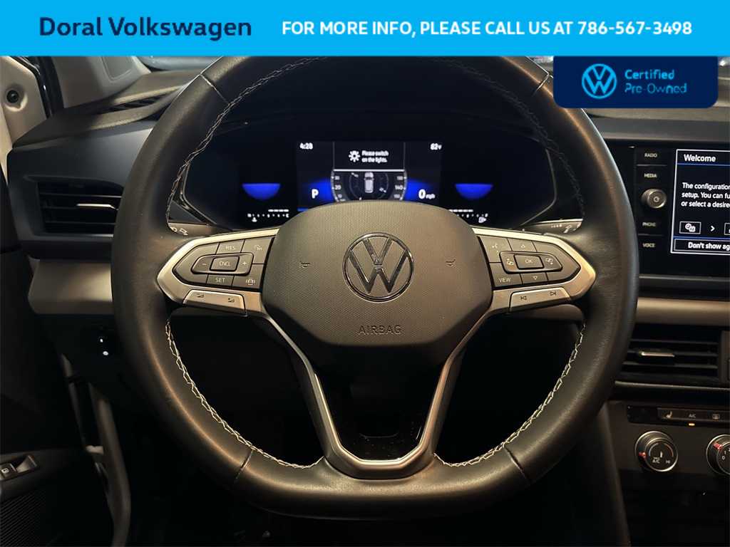 Thumbnail: 2022 Volkswagen Taos - 15