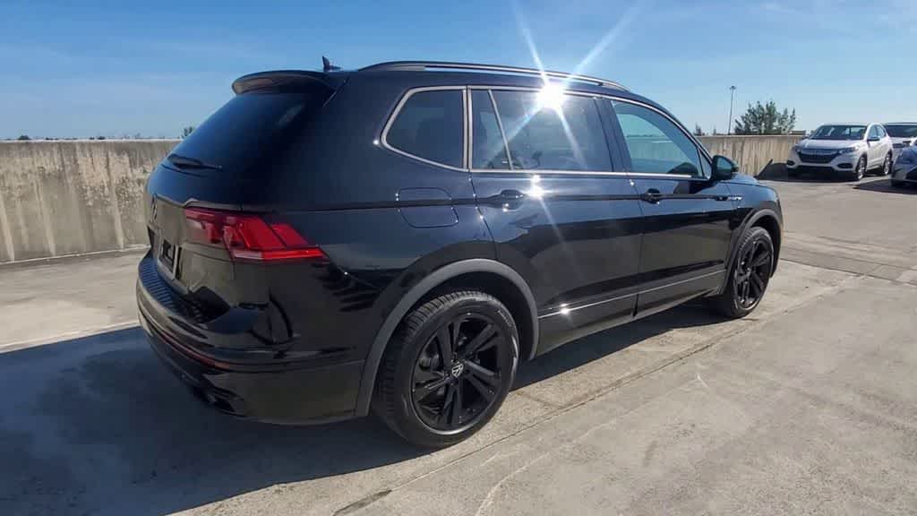 Thumbnail: 2024 Volkswagen Tiguan - 8