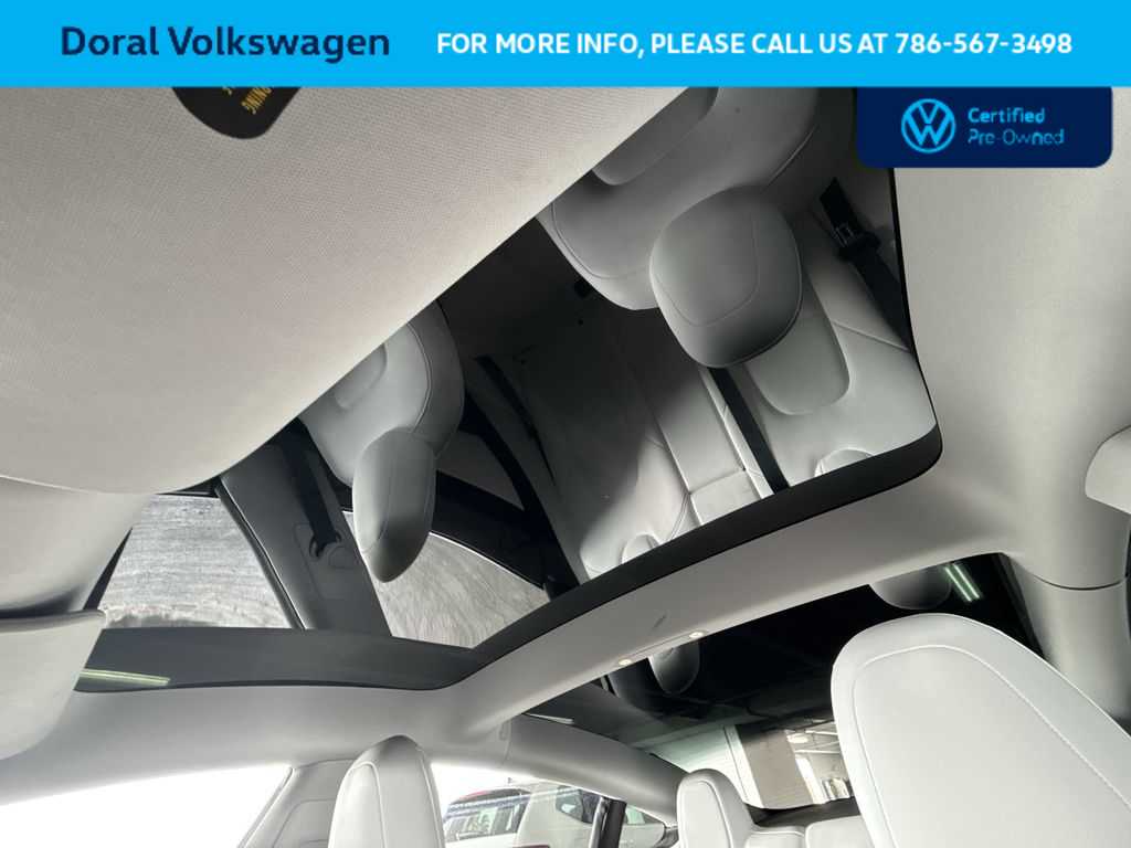 Thumbnail: 2021 Tesla Model 3 - 17