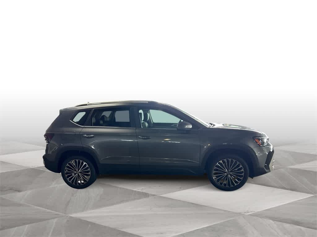 Thumbnail: 2025 Volkswagen Taos - 9