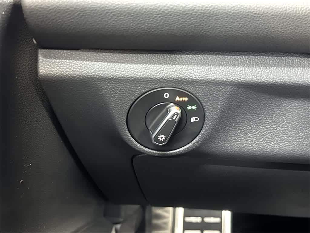 Thumbnail: 2026 Volkswagen Jetta - 17