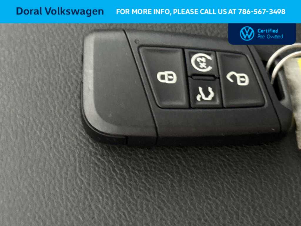 Thumbnail: 2025 Volkswagen Taos - 28