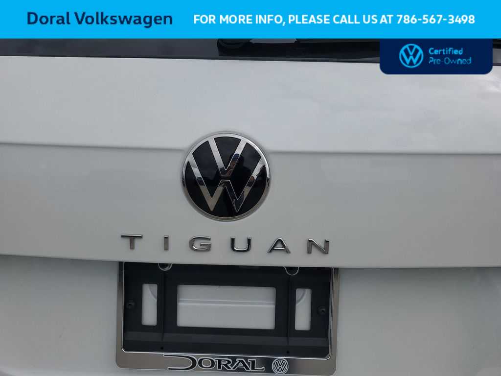 Thumbnail: 2024 Volkswagen Tiguan - 14