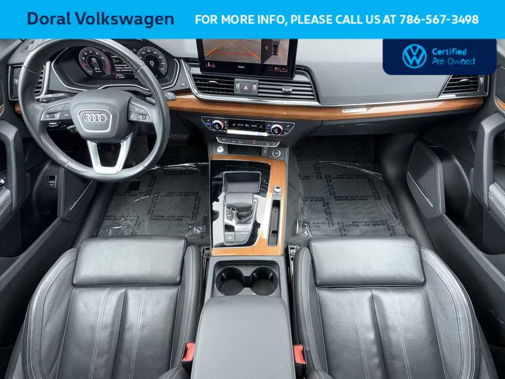 Thumbnail: 2023 Audi Q5 - 24