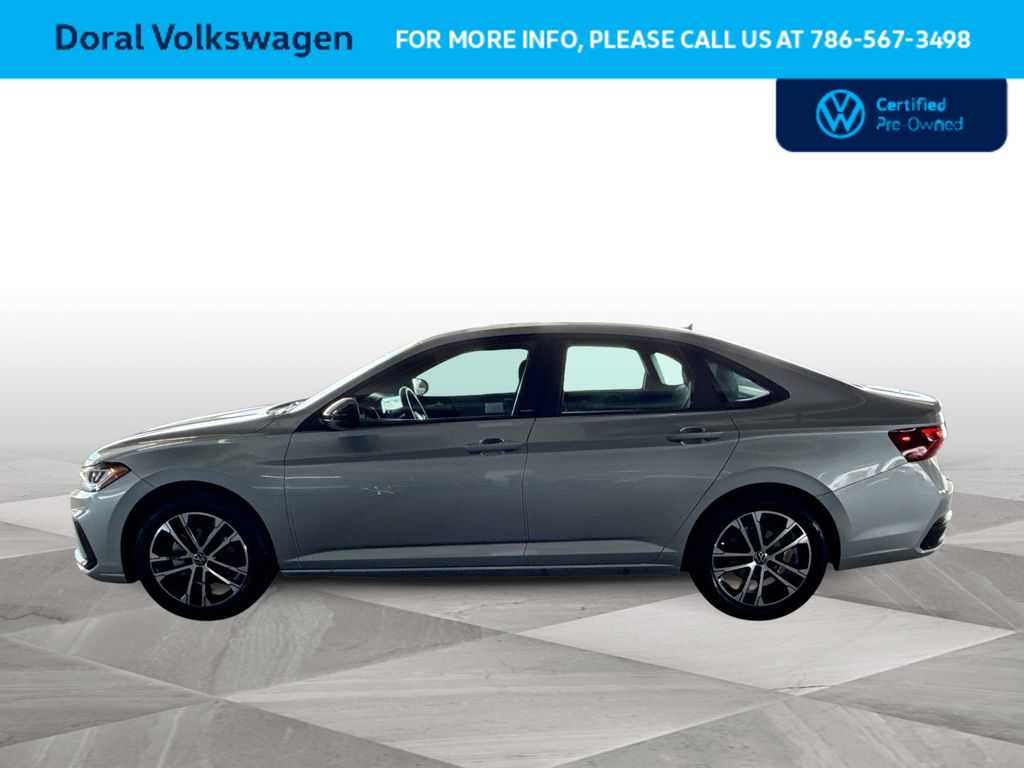 Thumbnail: 2025 Volkswagen Jetta - 5