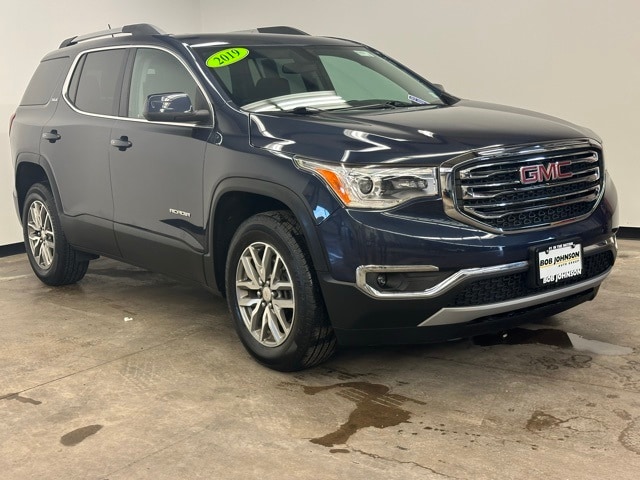 Used 2019 GMC Acadia SLE-2 with VIN 1GKKNSLS5KZ215945 for sale in Rochester, NY