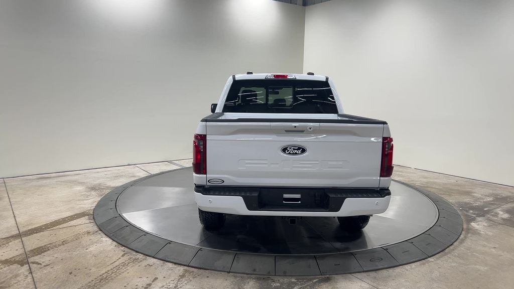 2025 Ford F-150 XLT photo 4