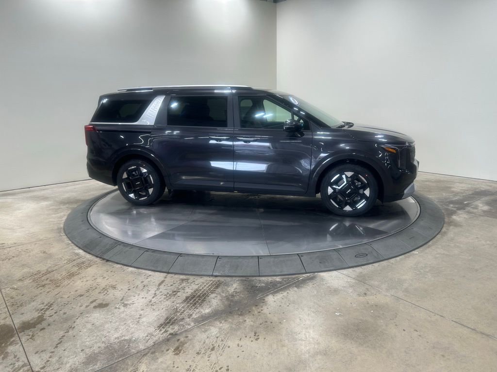 2026 Kia Carnival EX photo 3