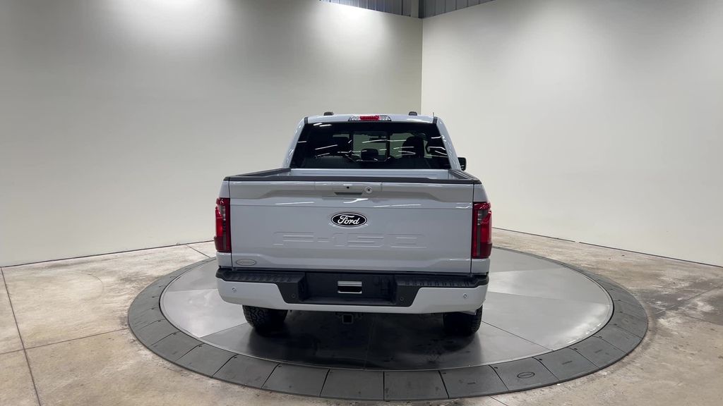 2025 Ford F-150 XLT photo 4