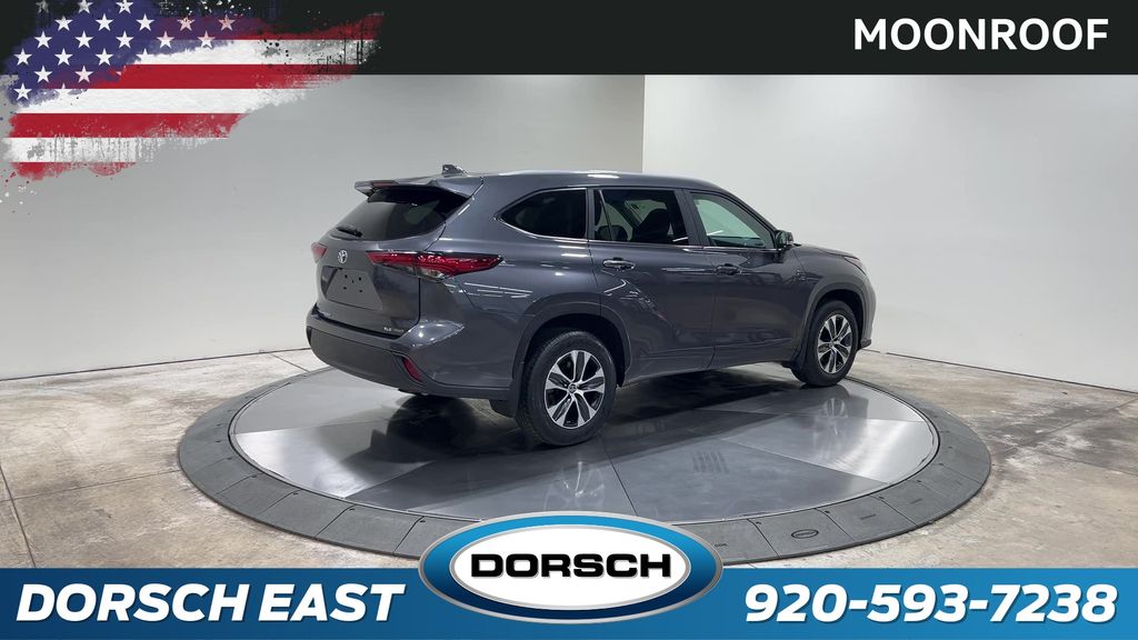 Used 2023 Toyota Highlander XLE with VIN 5TDKDRBH9PS033834 for sale in Green Bay, WI