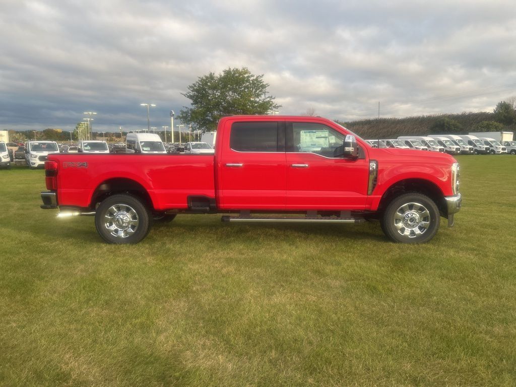 2026 Ford F-350 photo 4