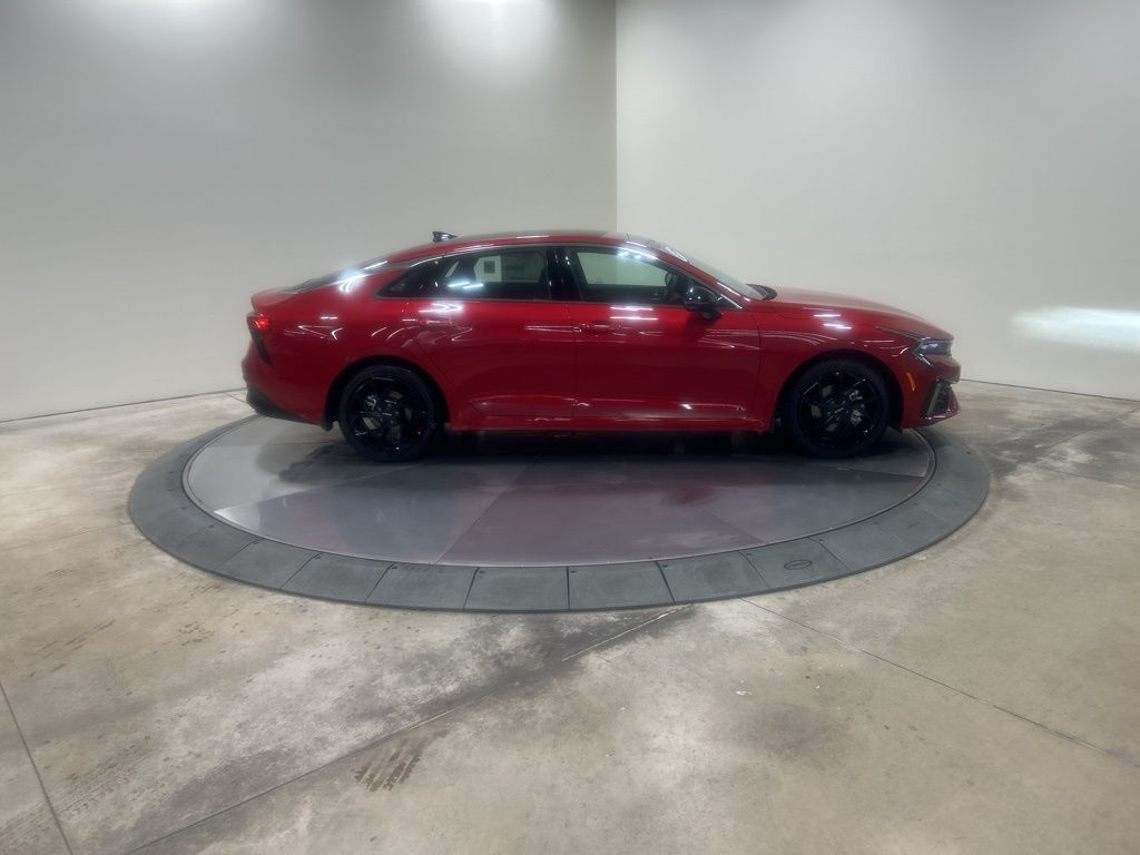 2026 Kia K5 GT-Line photo 4