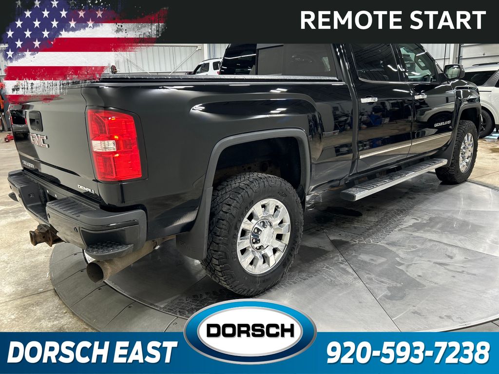 Used 2017 GMC Sierra 2500 Denali HD Denali with VIN 1GT12UEY4HF121062 for sale in Green Bay, WI
