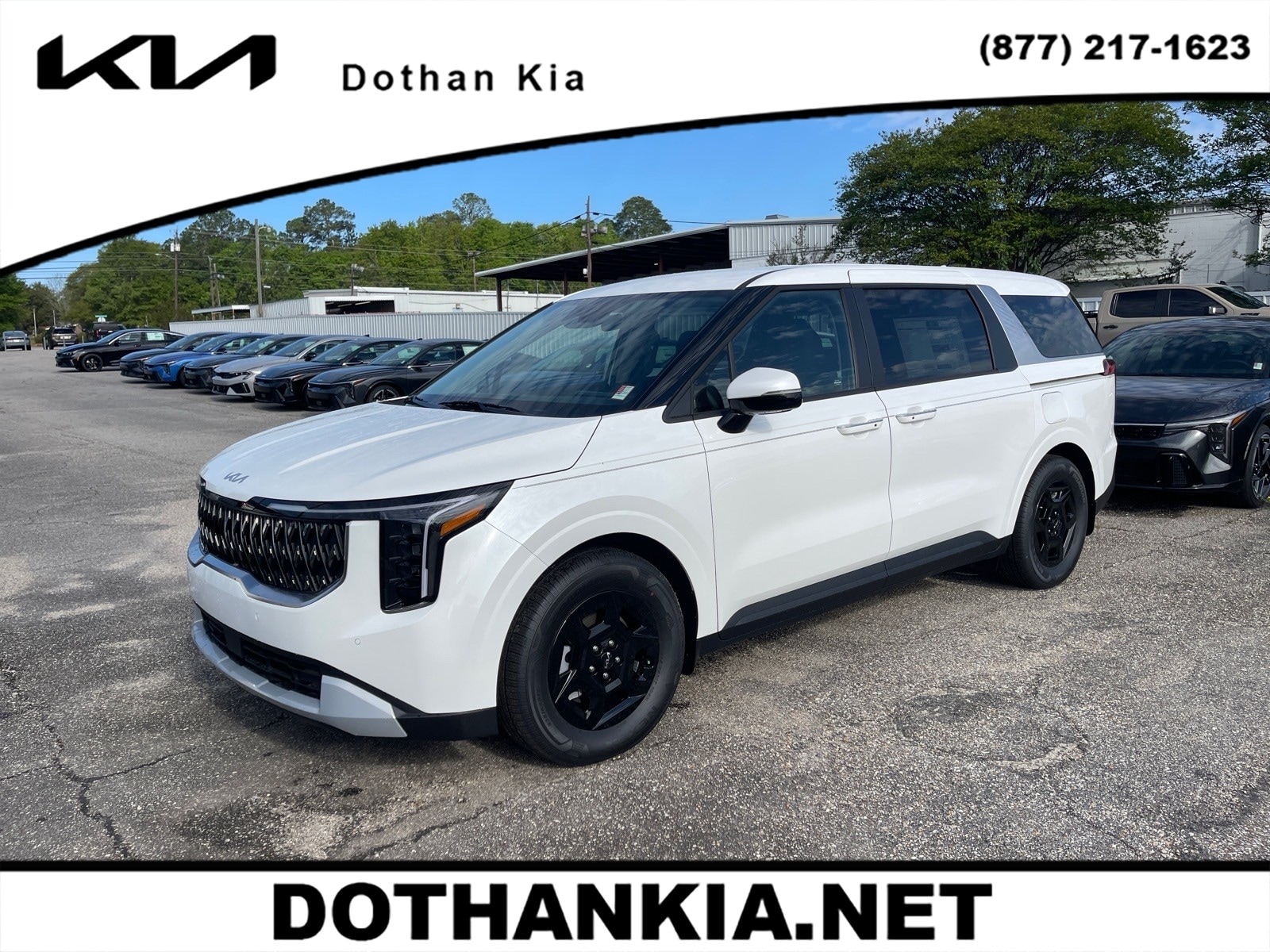 2026 Kia Sedona LX's photo