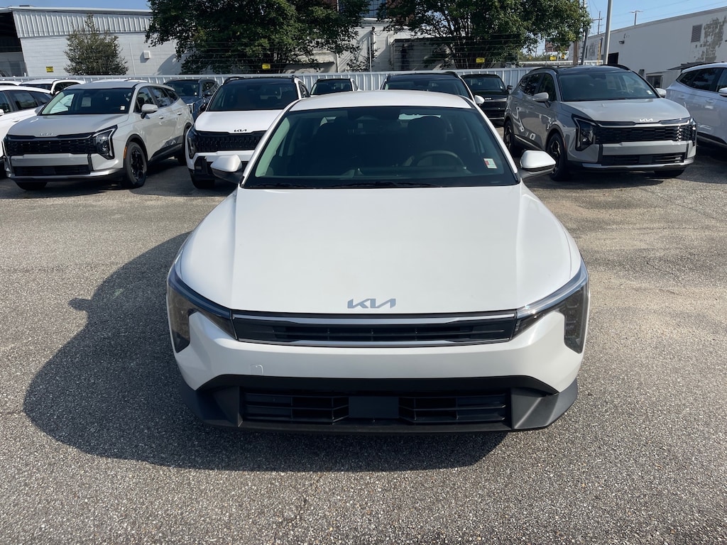 New 2026 Kia K4 LXS Sedan