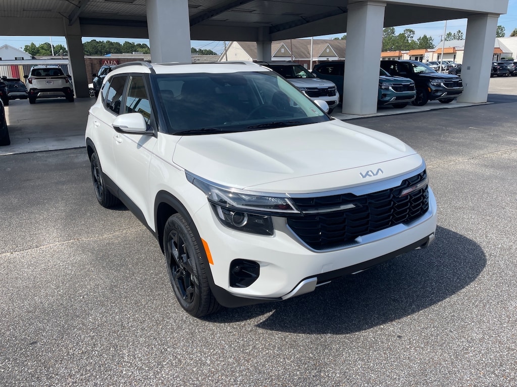 New 2026 Kia Seltos EX SUV