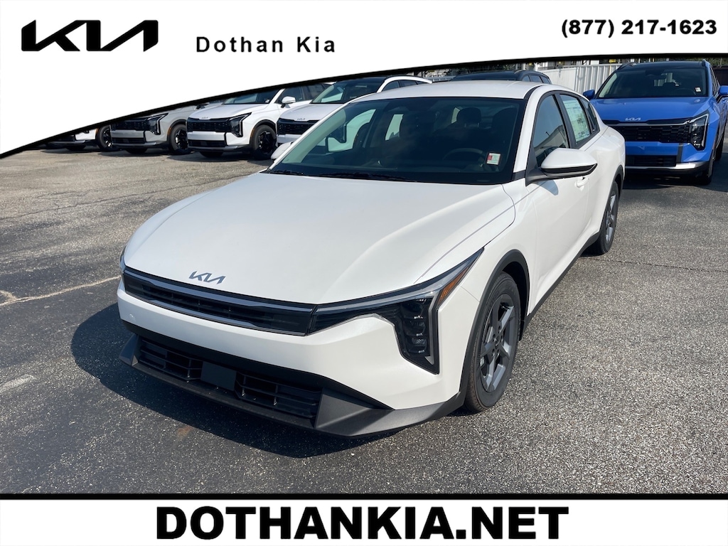 New 2026 Kia K4 LXS Sedan