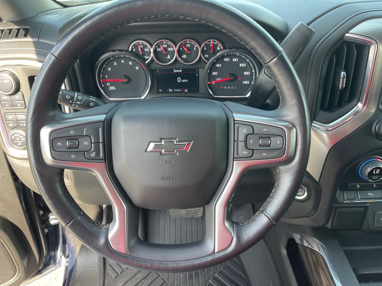 2022 Chevrolet Silverado 1500 Limited RST - Photo 7