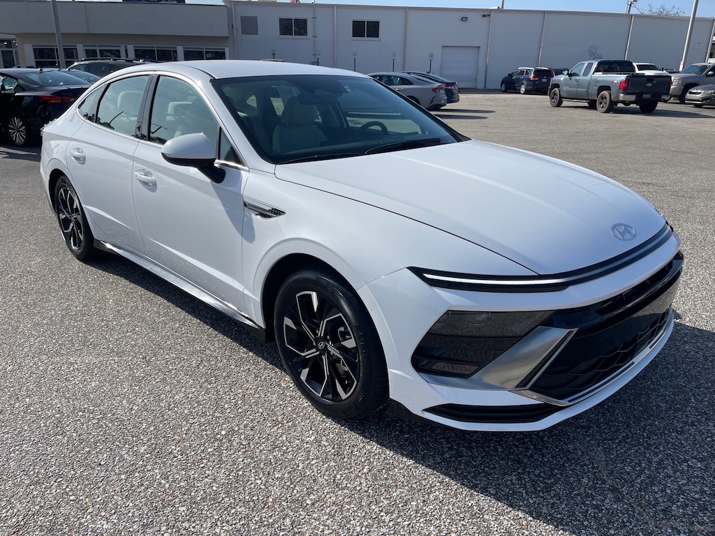 Used 2025 Hyundai Sonata SEL Sedan