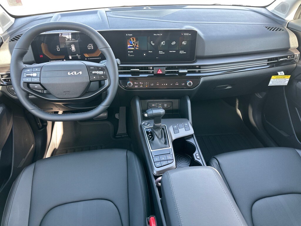 2026 Kia Sportage EX photo 3