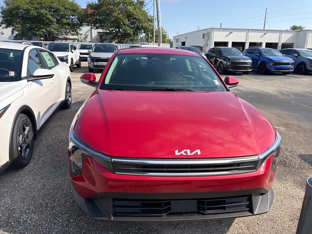 New 2026 Kia K4 LXS Sedan