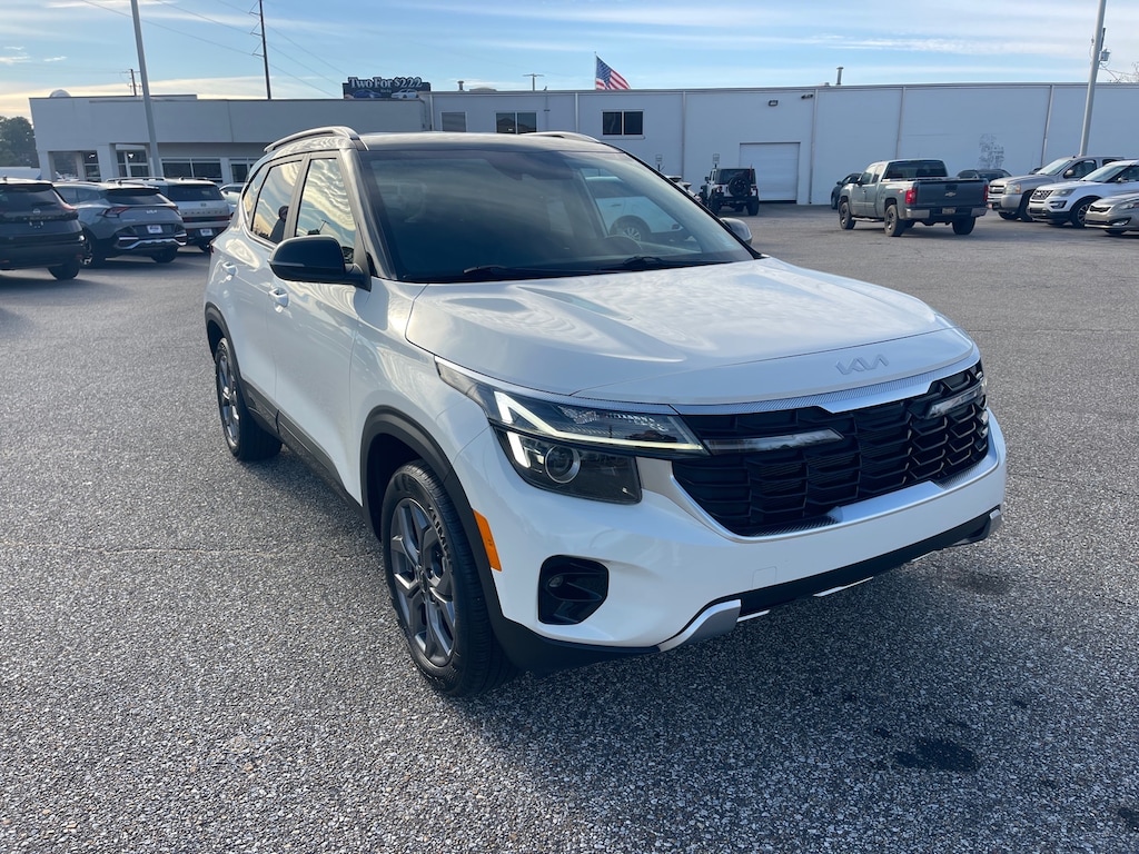 Used 2024 Kia Seltos S SUV