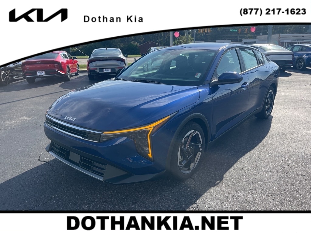 New 2025 Kia K4 EX Sedan