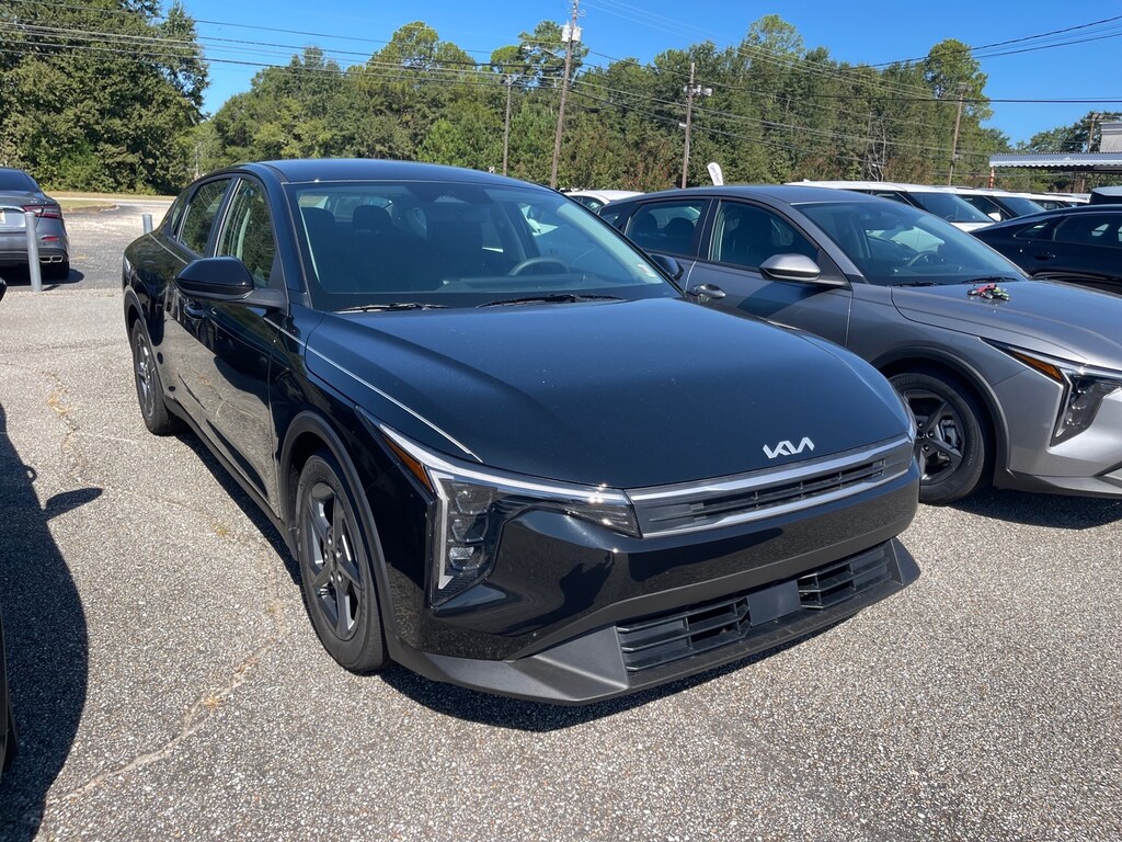 New 2026 Kia K4 Sedan