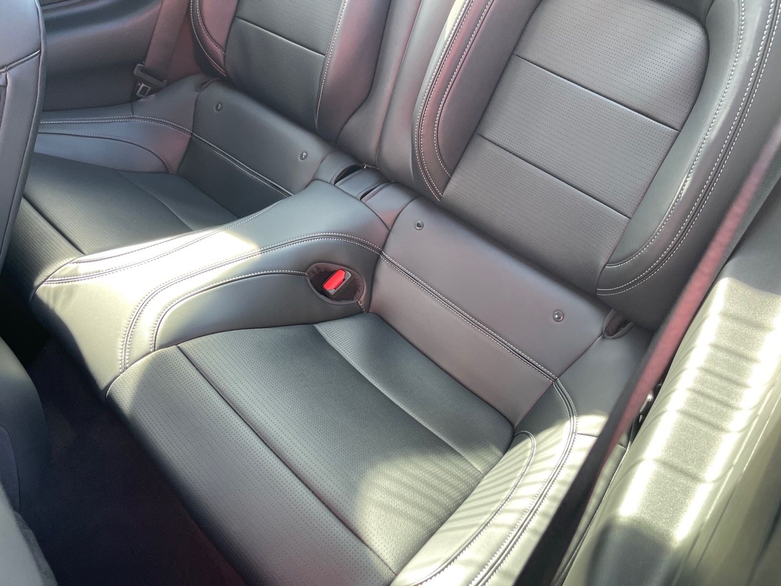 2025 Ford Mustang GT - Photo 11