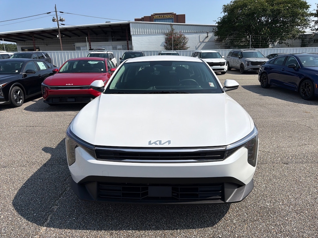 New 2026 Kia K4 LXS Sedan