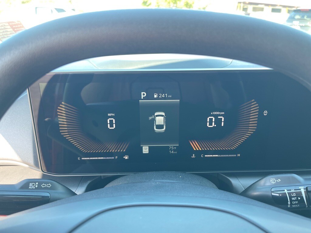 2025 Kia K4 LXS photo 4