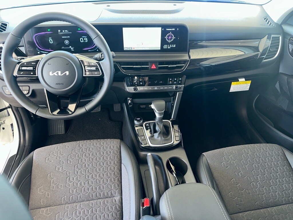 2026 Kia Seltos S photo 4