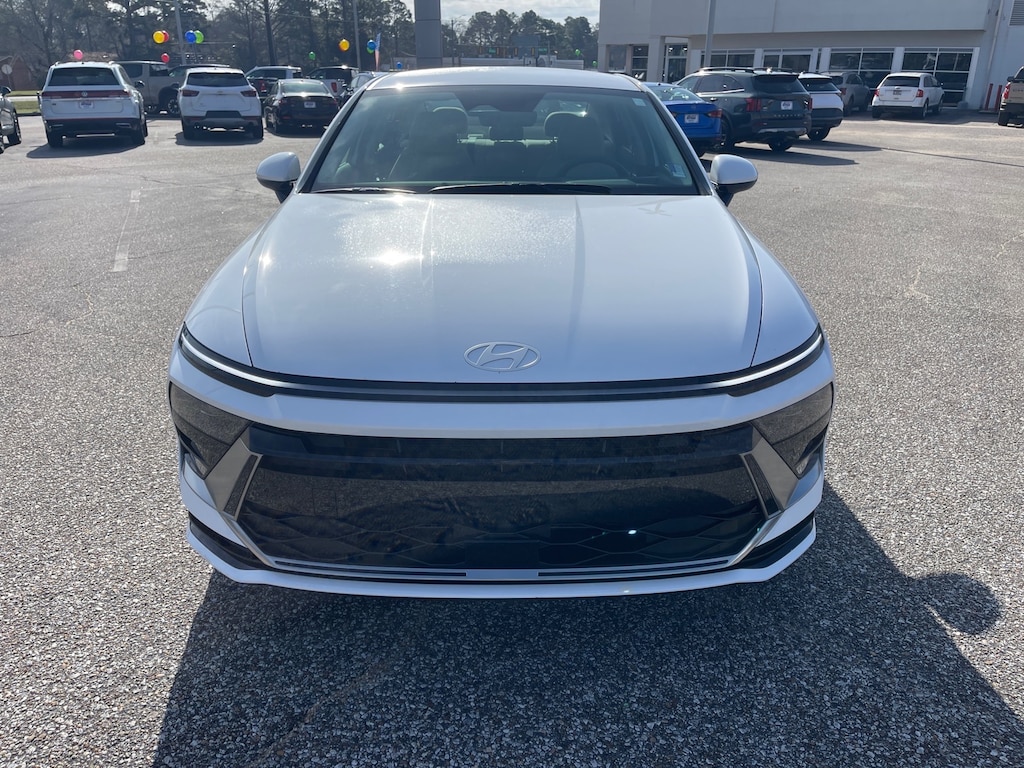 Used 2025 Hyundai Sonata SEL Sedan