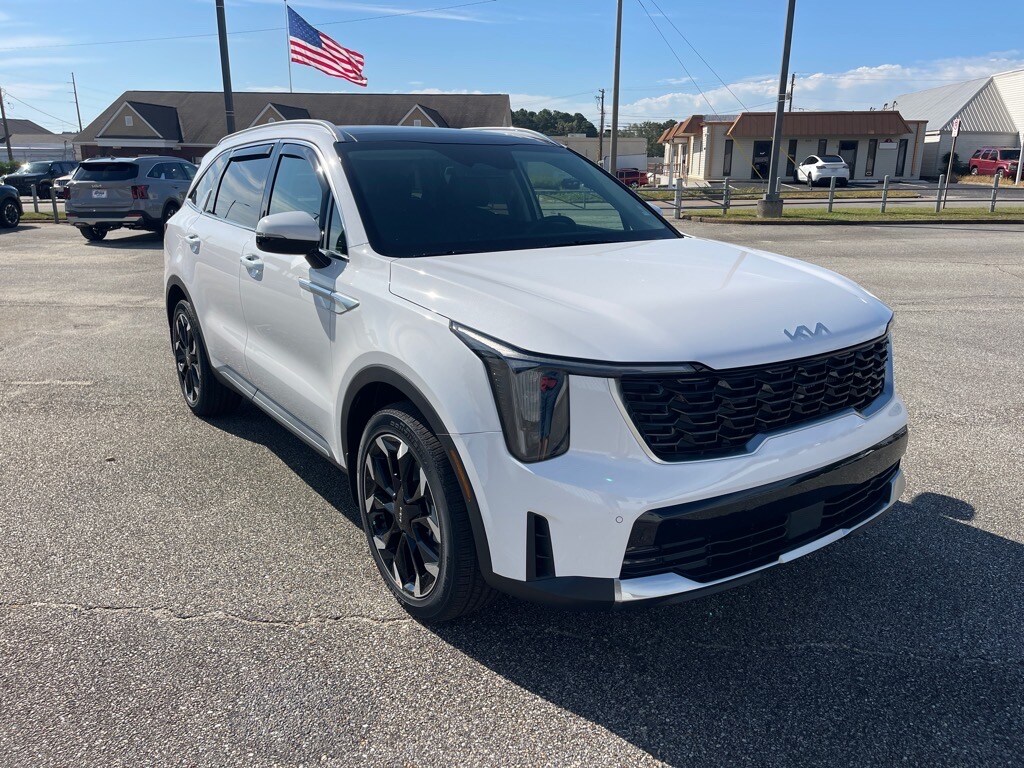 2026 Kia Sorento EX photo 2