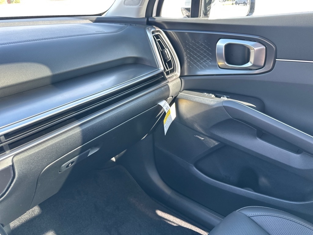 2026 Kia Sorento EX - Photo 6