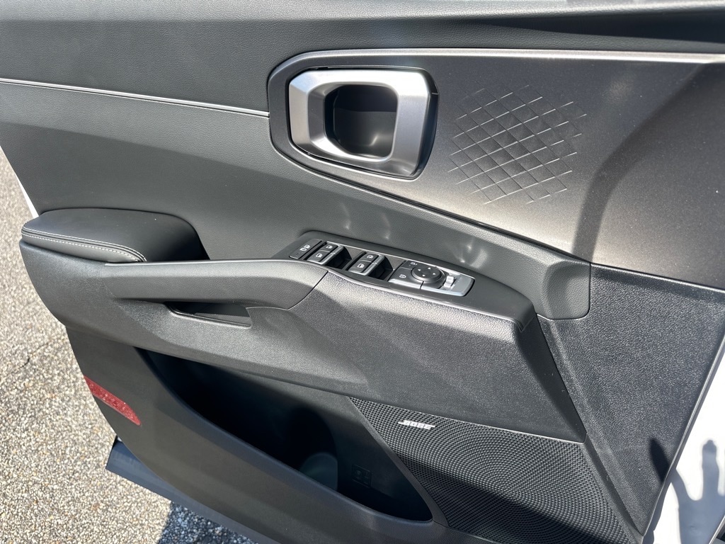 2026 Kia Sorento EX - Photo 9