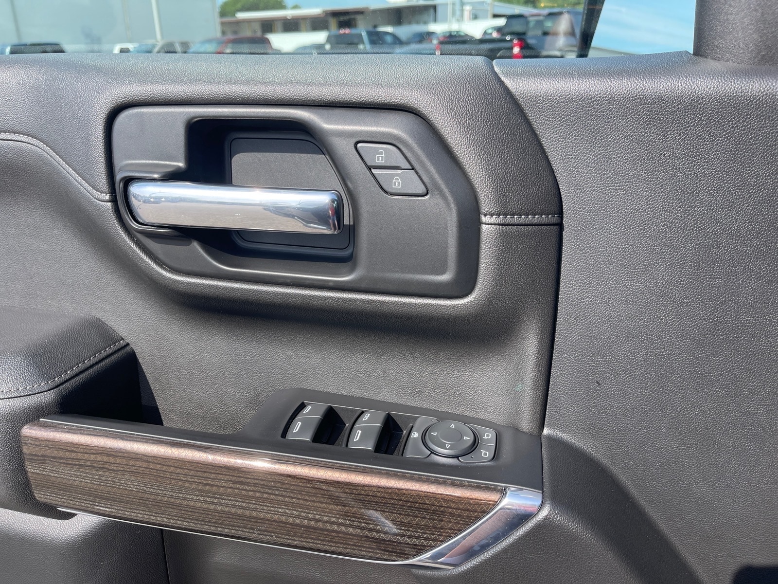 2022 Chevrolet Silverado 1500 Limited RST - Photo 8