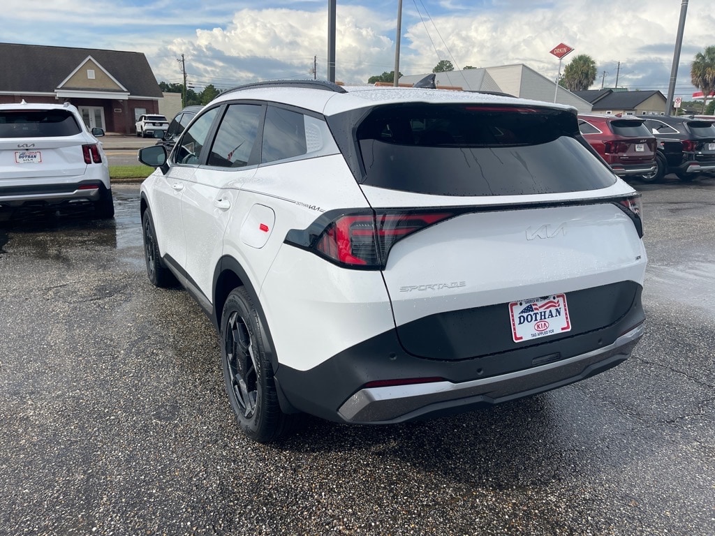 2026 Kia Sportage EX - Photo 12
