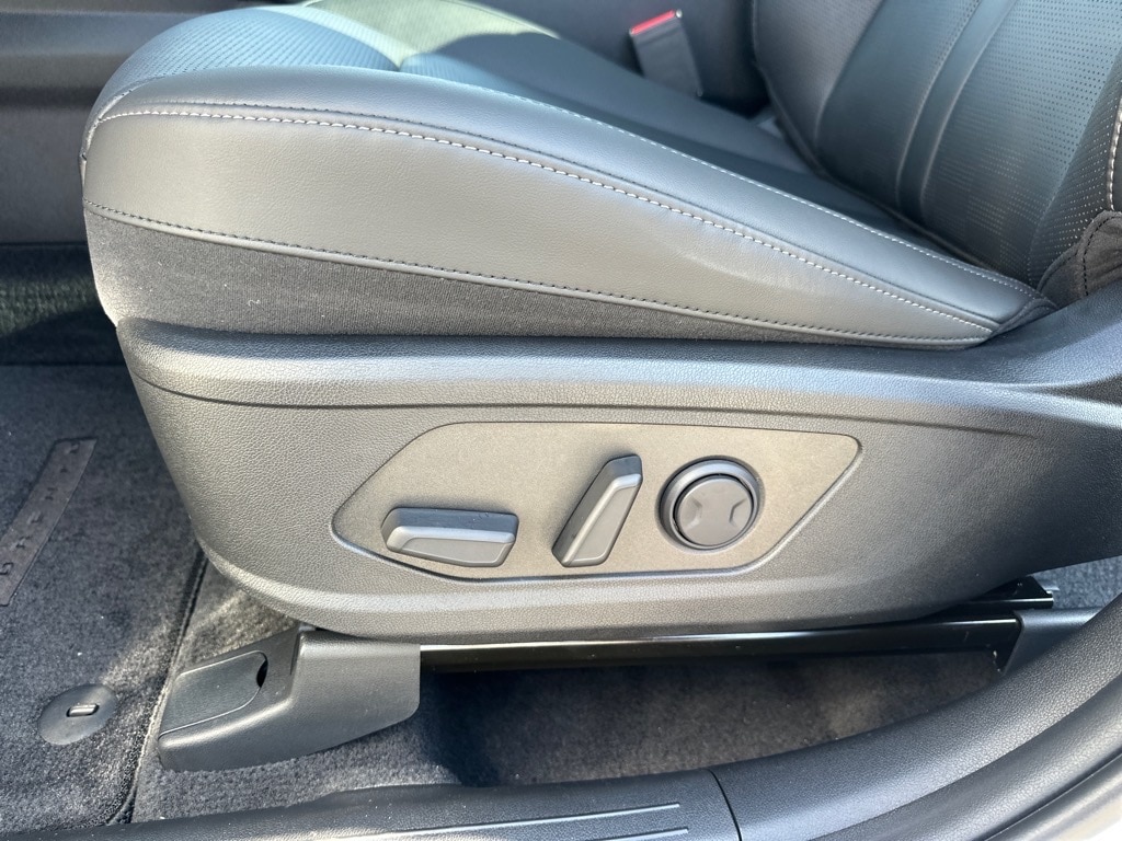 2026 Kia Sorento EX - Photo 11