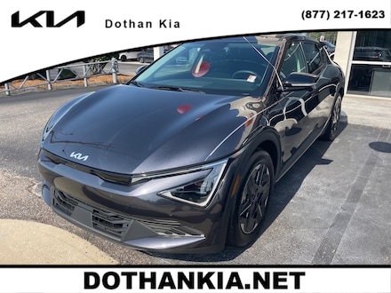 2025 Kia EV6 Light SUV