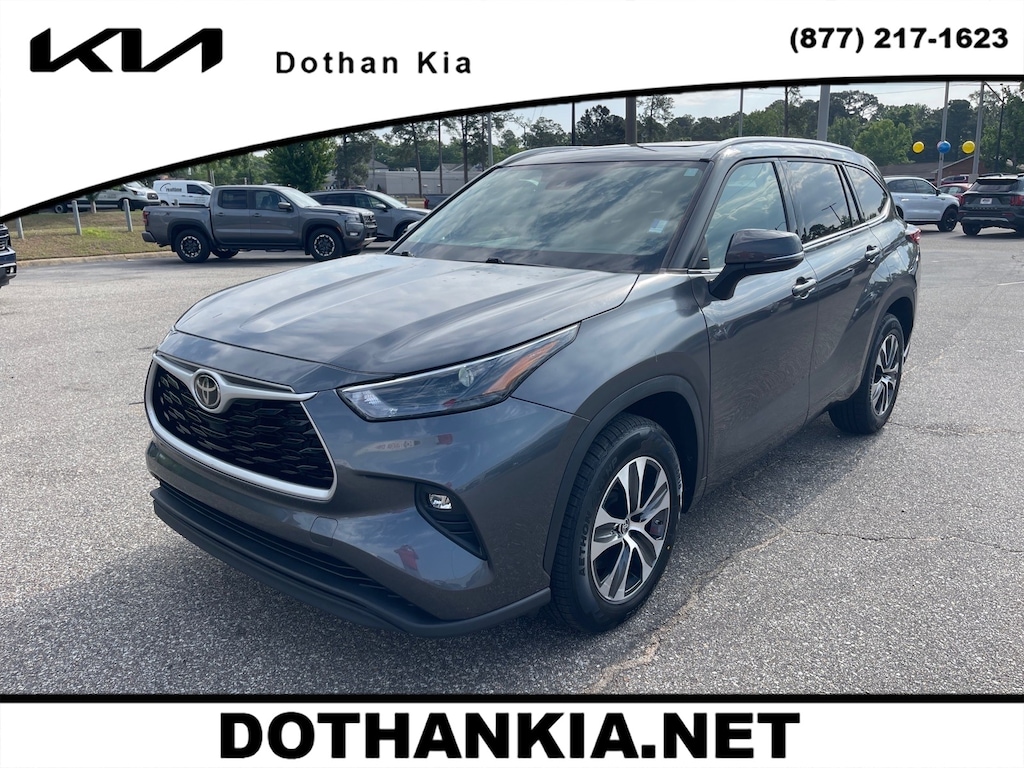 Used 2022 Toyota Highlander XLE SUV