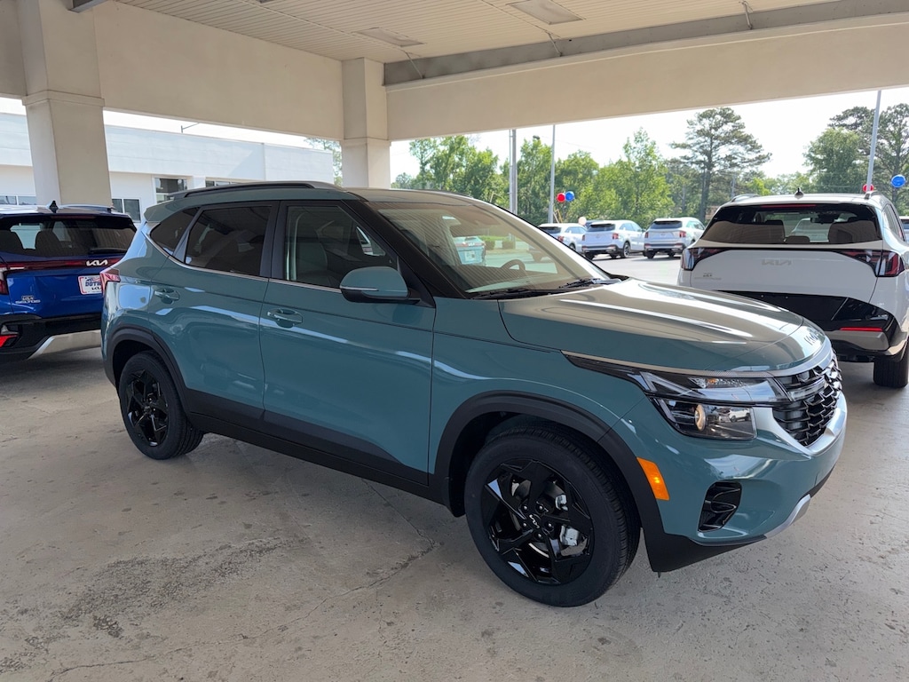 New 2026 Kia Seltos EX SUV