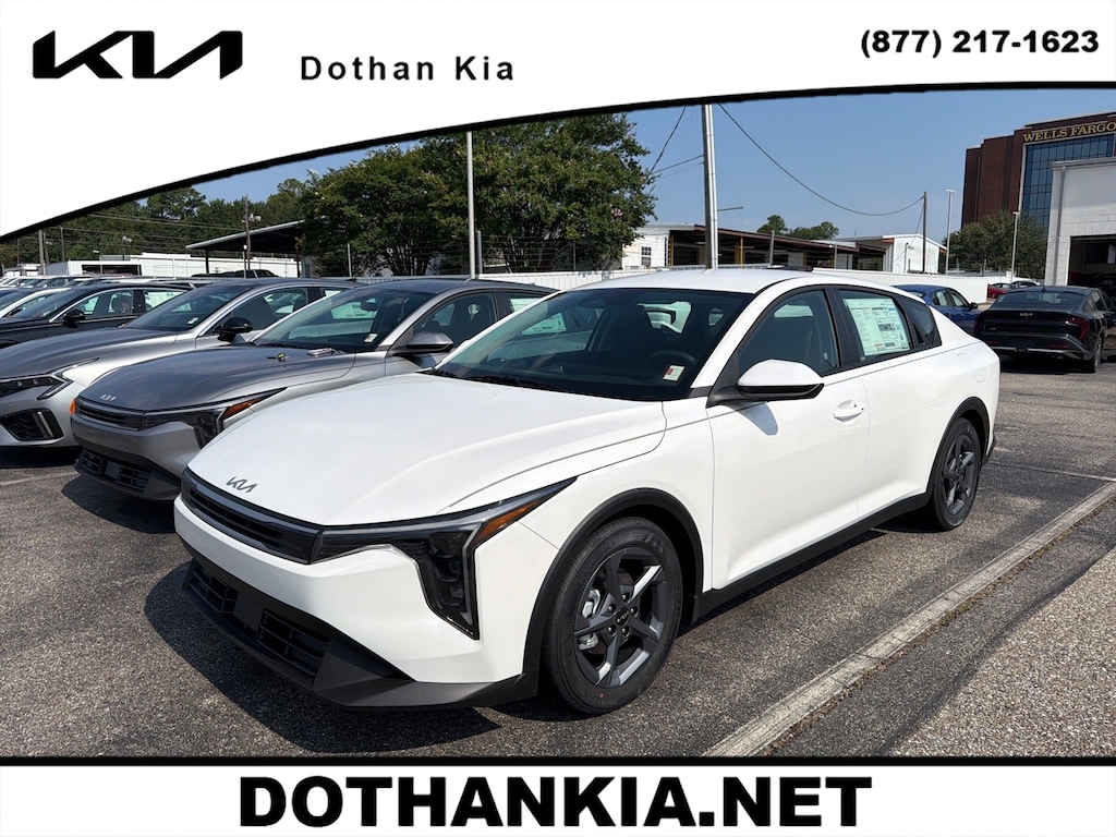 New 2026 Kia K4 LXS Sedan